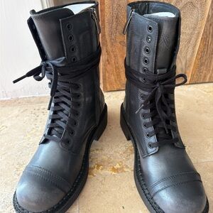 Brand new beautiful Steve Madden Crimson booties.